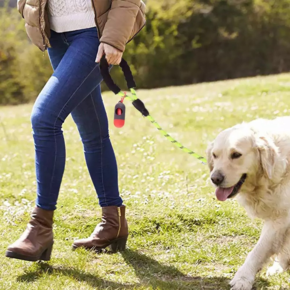 Rope Dog Leash 1.5M with Comfortable Padded Handle Reflective Threads Strong Dog Leash for Puppies Small Medium and Large Dogs